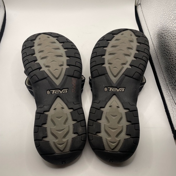 Teva Tirra women’s Black and Gray Slide Sandals size 6 - Picture 9 of 9